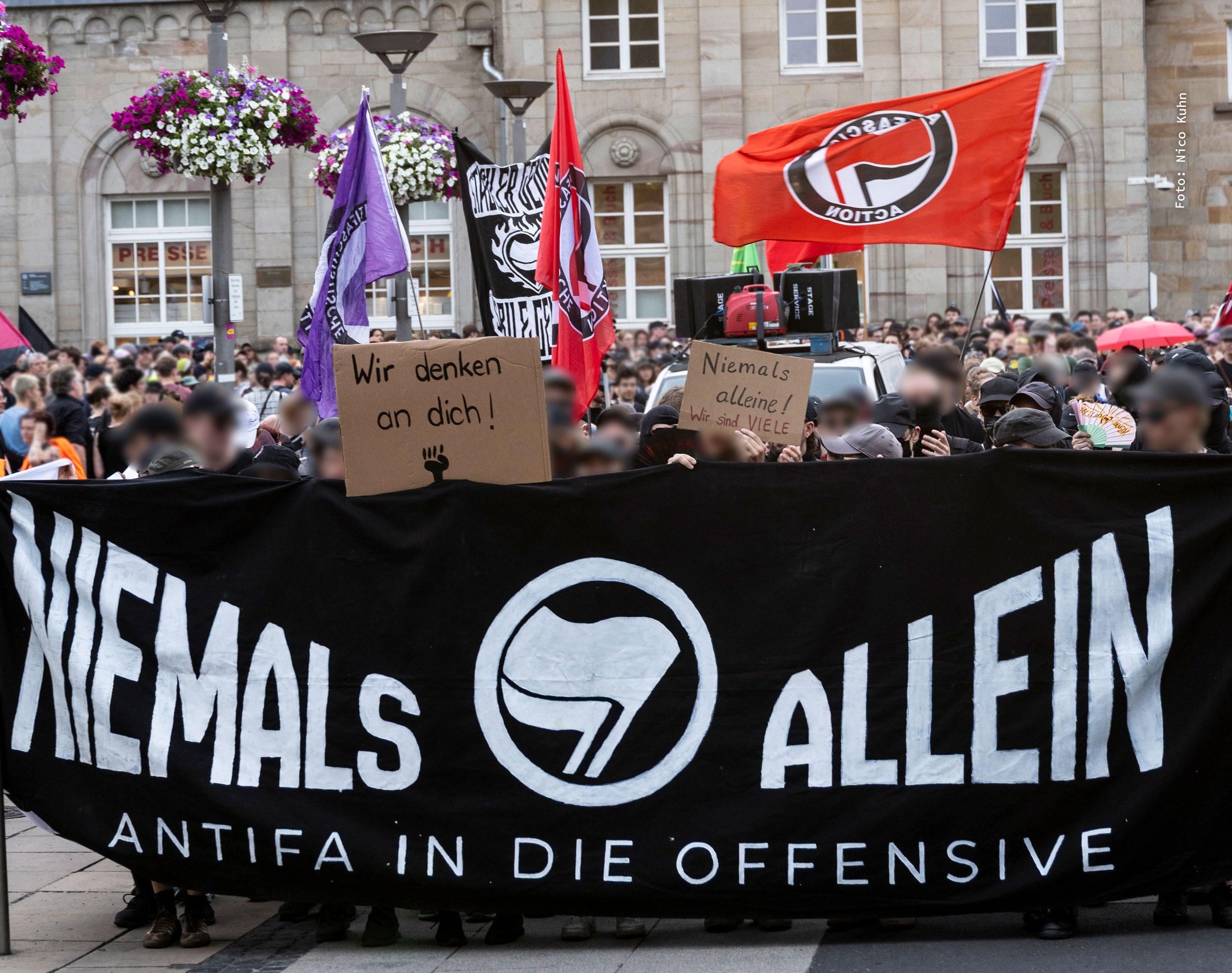 Fronttranspi Demo 27.6.26 | Foto Nico Kuhn